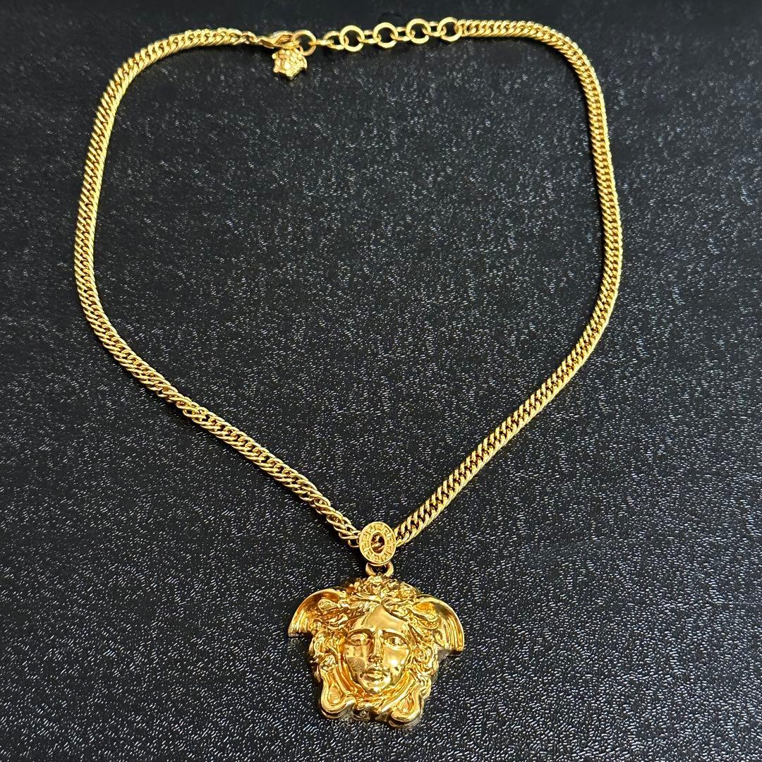 VERSACE 大ぶり メデューサ ネックレス ゴールド 1008766