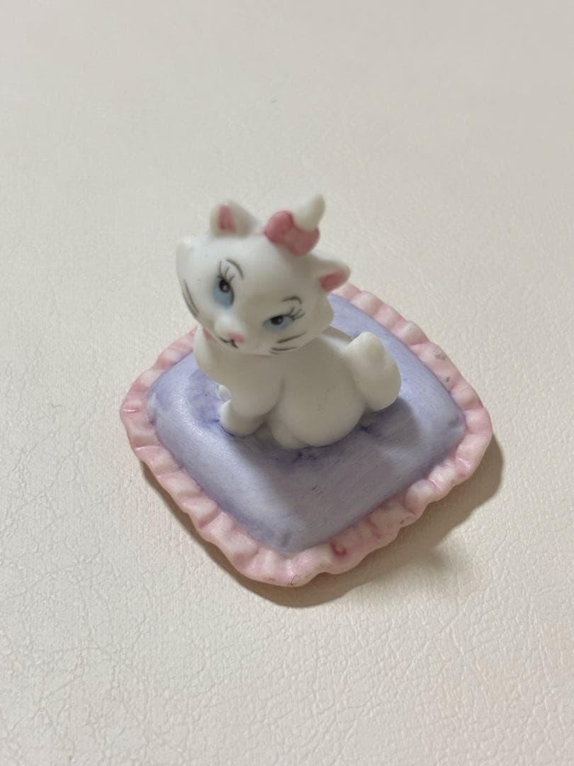 加藤工芸　kato kogei ディズニー おしゃれキャットマリー 置物