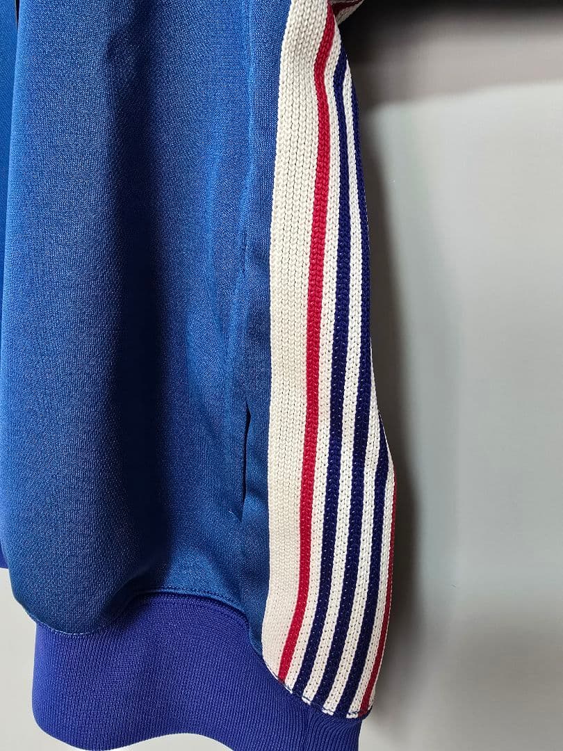 BEAMSBOY 別注NEEDLES／Track V‐neck pullover