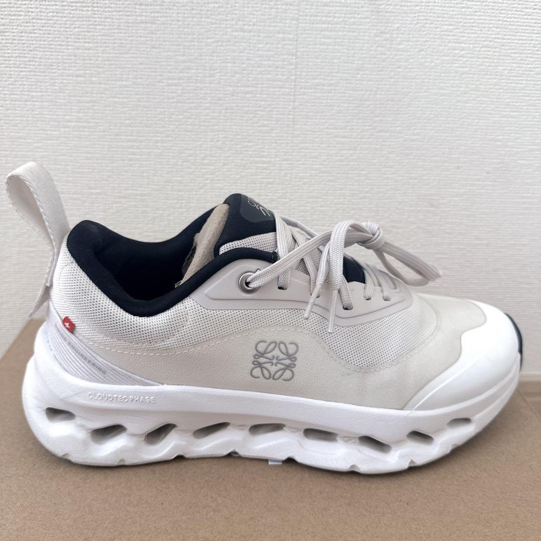 ロエベ×オン　コラボ　クラウドティルト2.0 スニーカー　24cm LOEWE