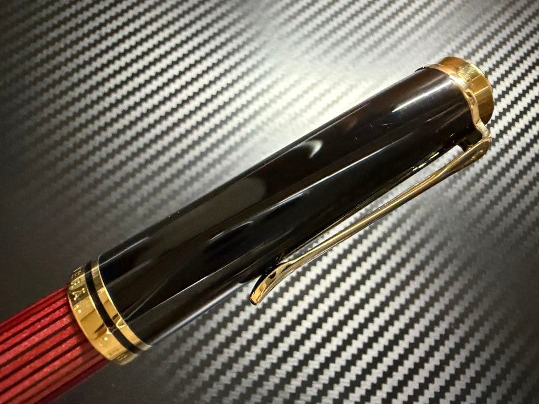 未使用に近い ペリカン スーベーレーン M800 赤縞 F 細字 万年筆