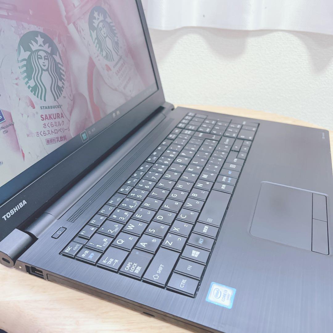 メモリ8G、高速SSD、Win11、オフィス2021、イラレ、バッテリーok