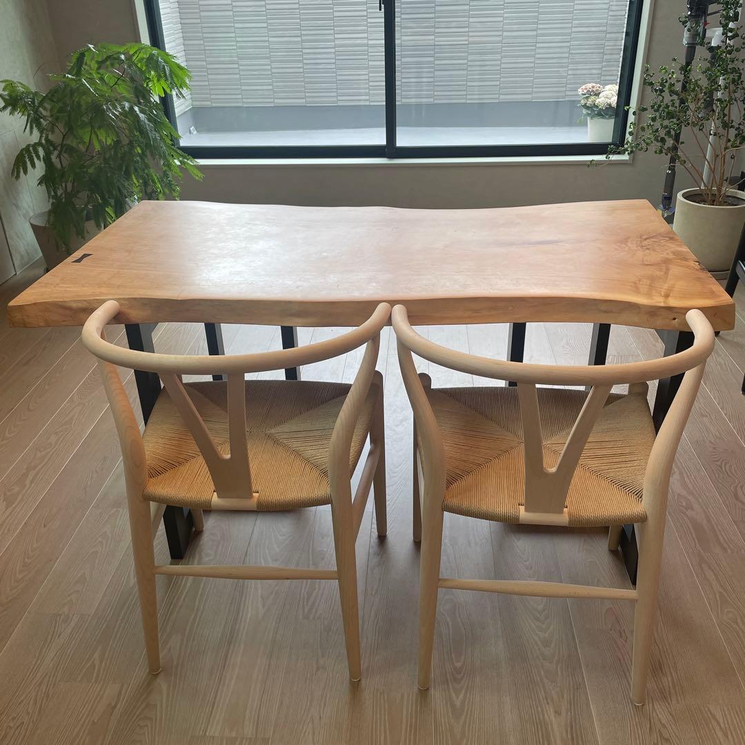 無垢材 一枚板　ダイニングテーブル　70〜75cm ×137cm ×高さ70cm