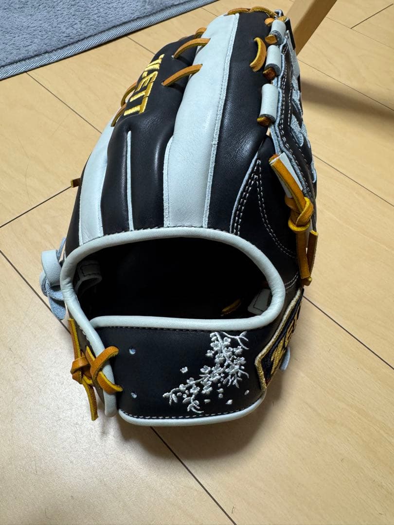 り*ジ様 年末年始最終価格！ZETT 軟式用源田限定モデル！未使用！