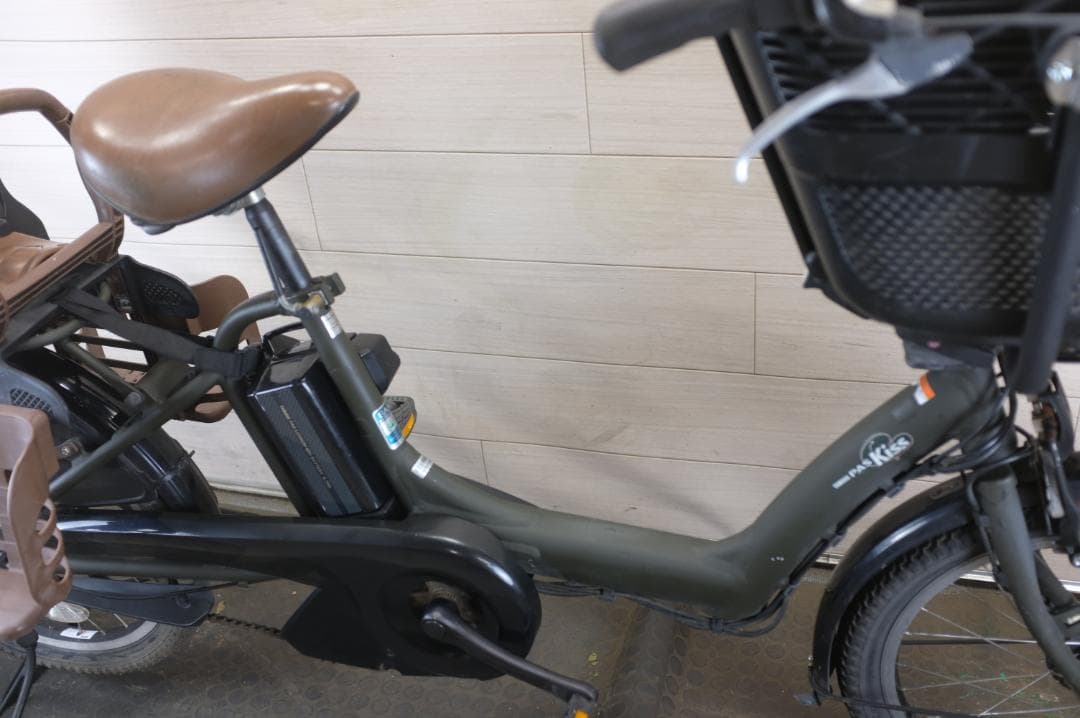 電動自転車ヤマハPAS　KISS20インチ　3段　8.7Ah（4点灯）充電器あり