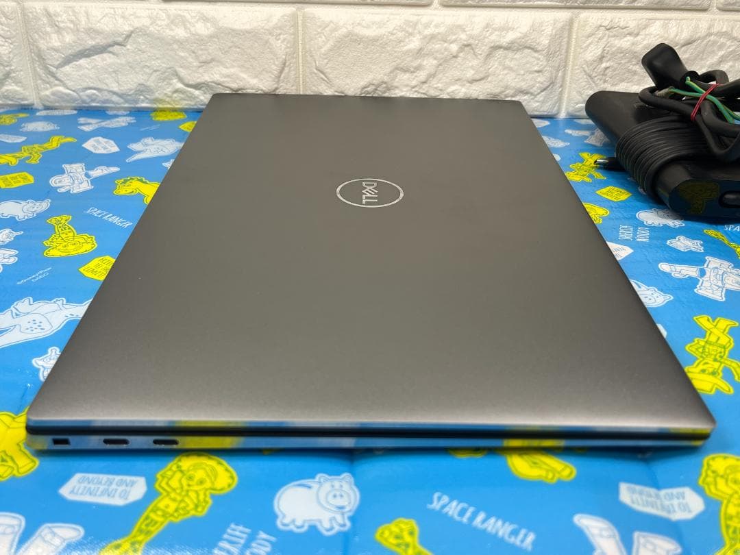 美品 デル Precision 5550 32GB UHD+ 15.6型 タッチ
