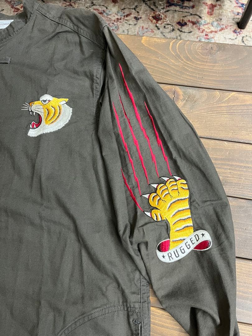 J*T様 ROUGH AND RUGGED カンフースーツ　ベトジャン　刺繍 サ