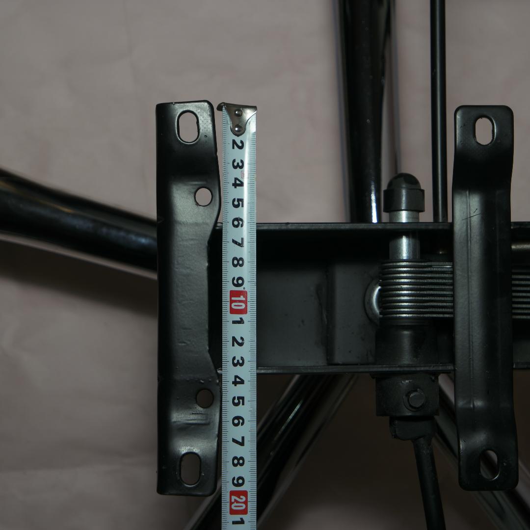 ニトリ オフィスチェア脚 背もたれの高さと角度を調整可能 | 椅子の5つの光線