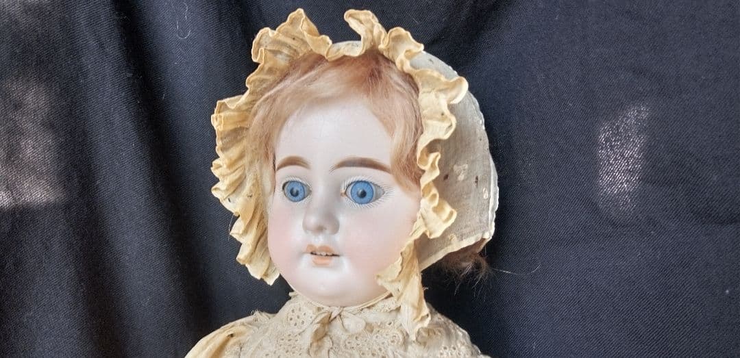 全長約58ⅽⅿ　100年前 アーモンドマルセル1894 ビスクドール 抱き人形