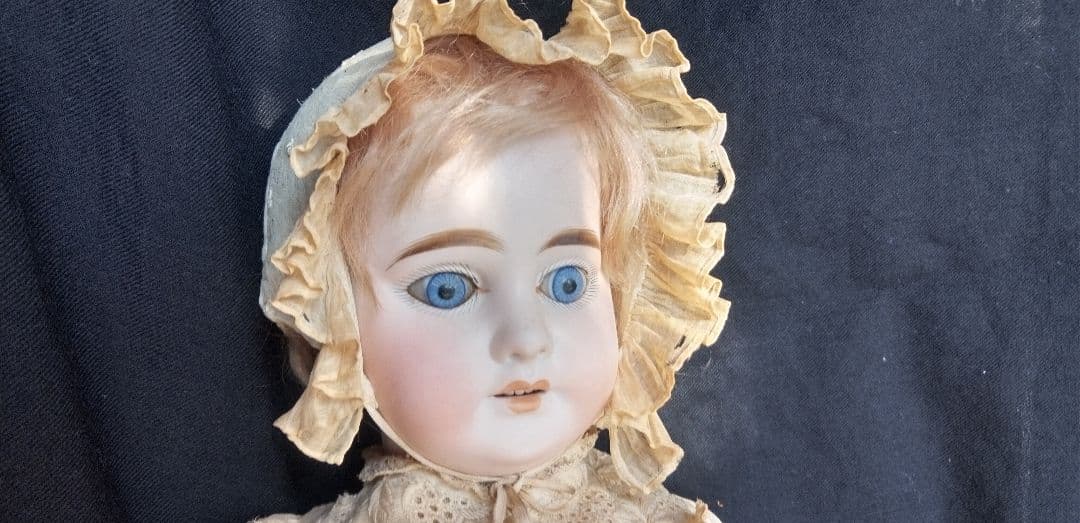 全長約58ⅽⅿ　100年前 アーモンドマルセル1894 ビスクドール 抱き人形