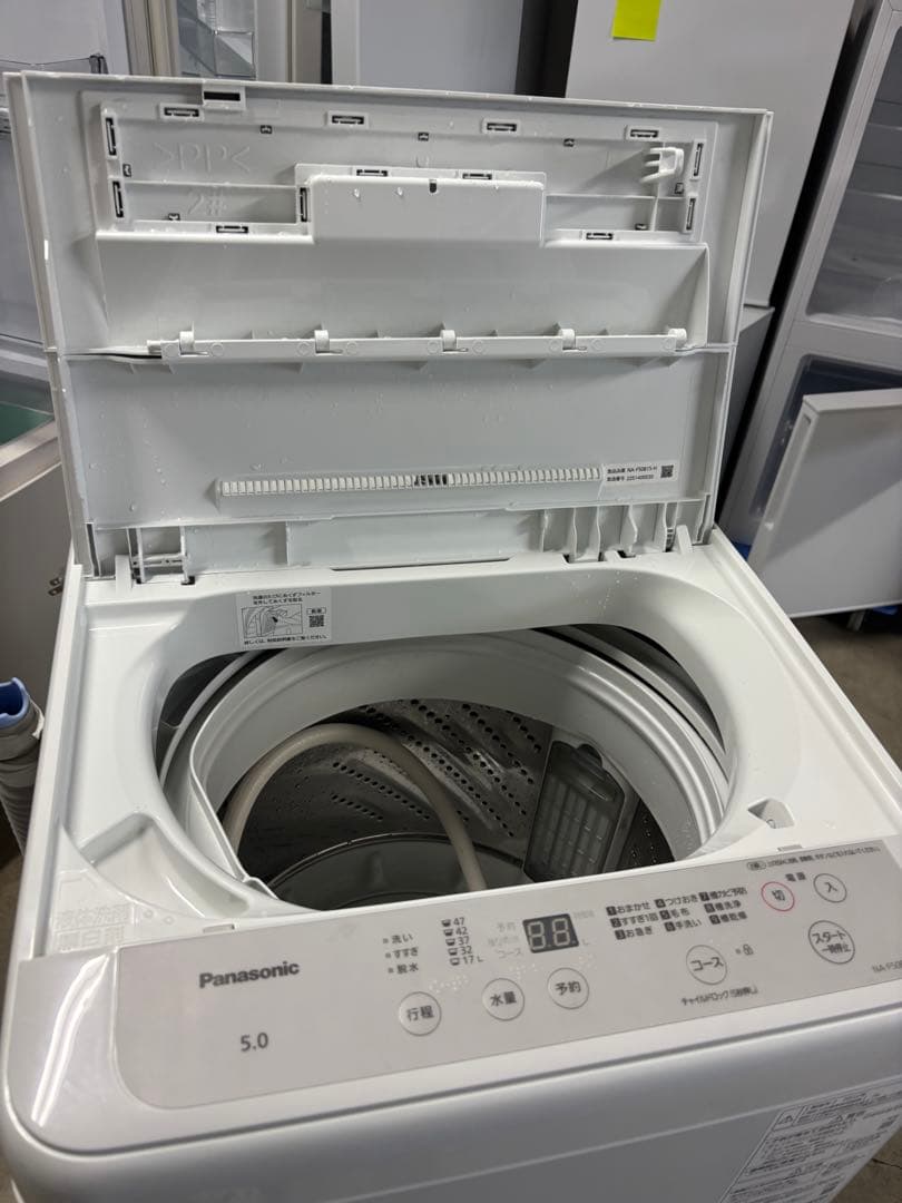 パナソニック洗濯機5kg NA-F50B152022年製T