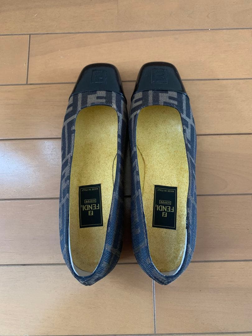 美品✨　フェンディ　ズッカ柄　パンプス　ヒール　37→24cm