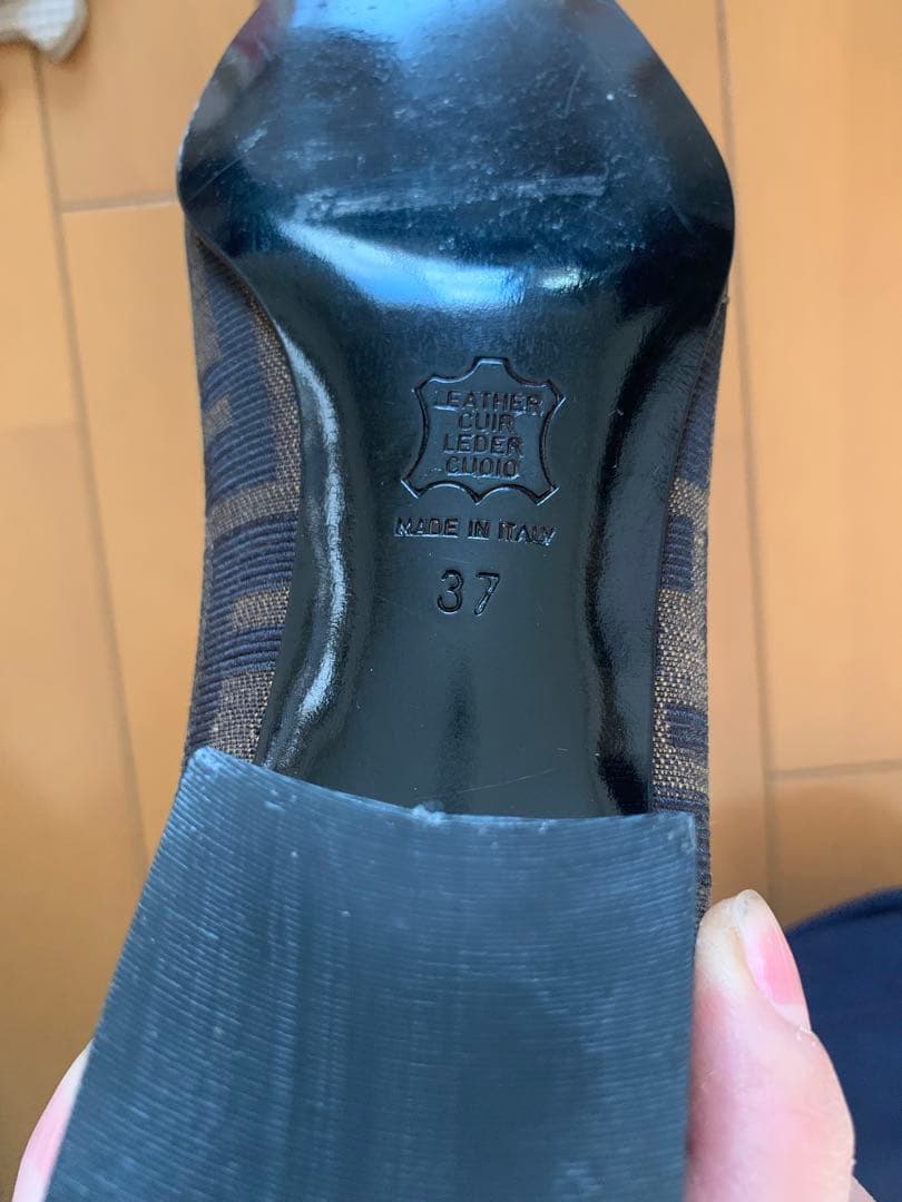 美品✨　フェンディ　ズッカ柄　パンプス　ヒール　37→24cm