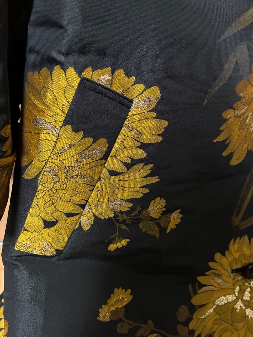 【極美品】LEONARD レオナール 金糸 菊柄 ロングコート 花柄 黒×金40