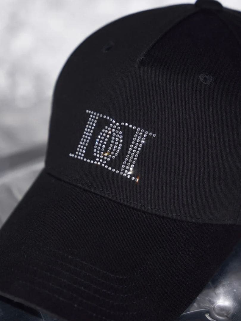 新品・未開封♡Darich♡クリスタルロゴキャップ