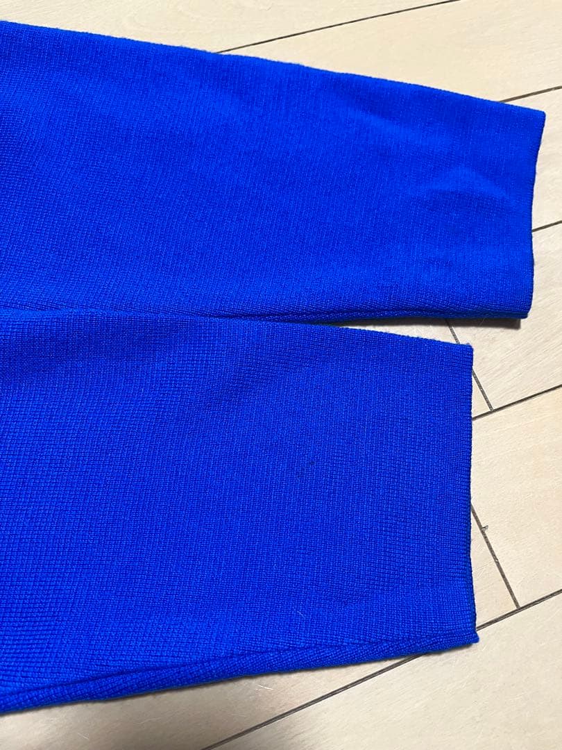 美品／SLOANE スローン　12Gメリノウールミラノリブタートルネックニット