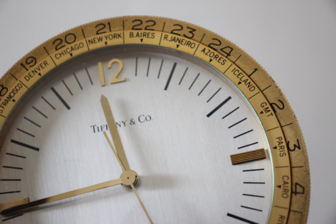 スイス製　ティファニー　ワールドクロック　卓上時計　クオーツ