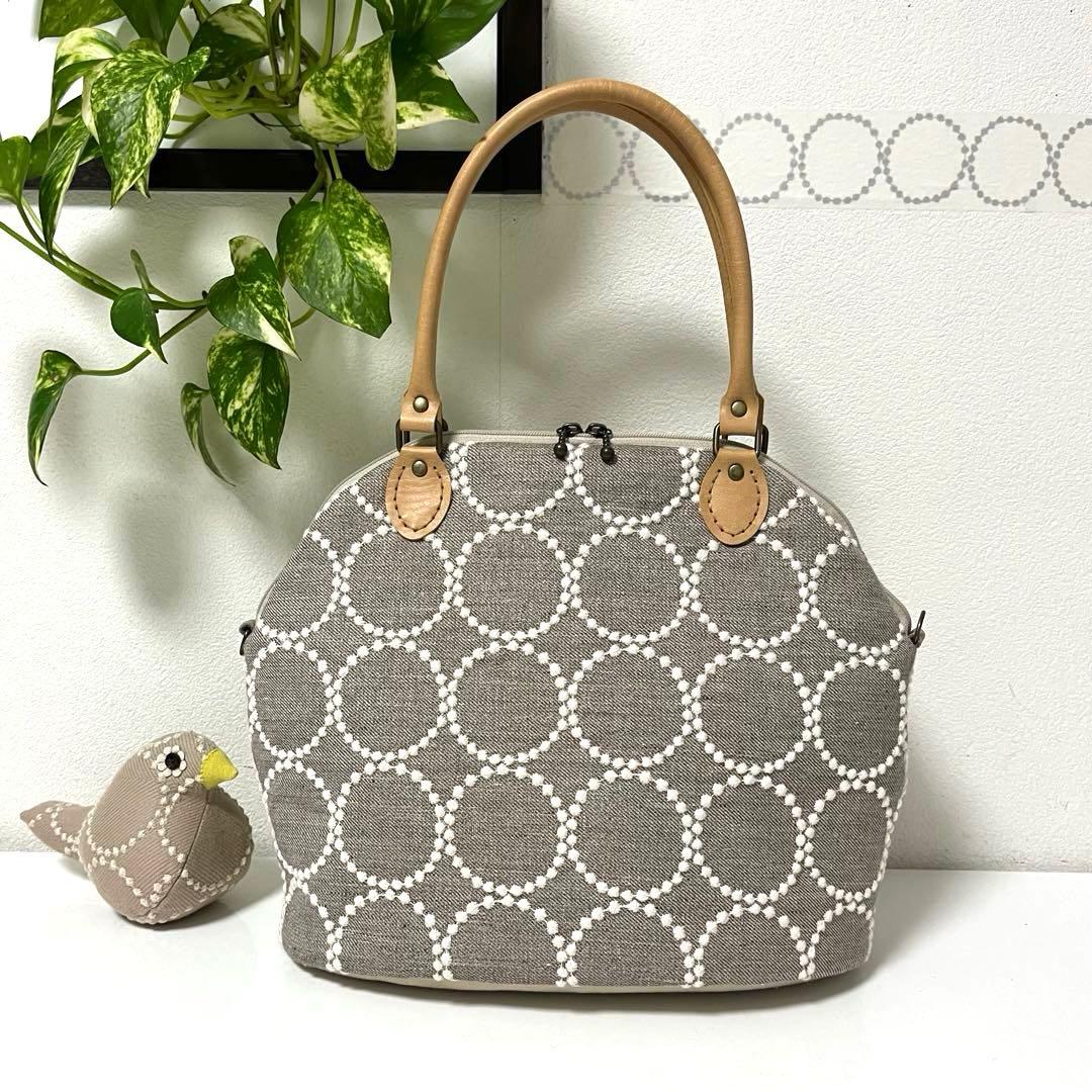ミナペルホネン　ハンドメイド　楕円底ファスナーバッグ