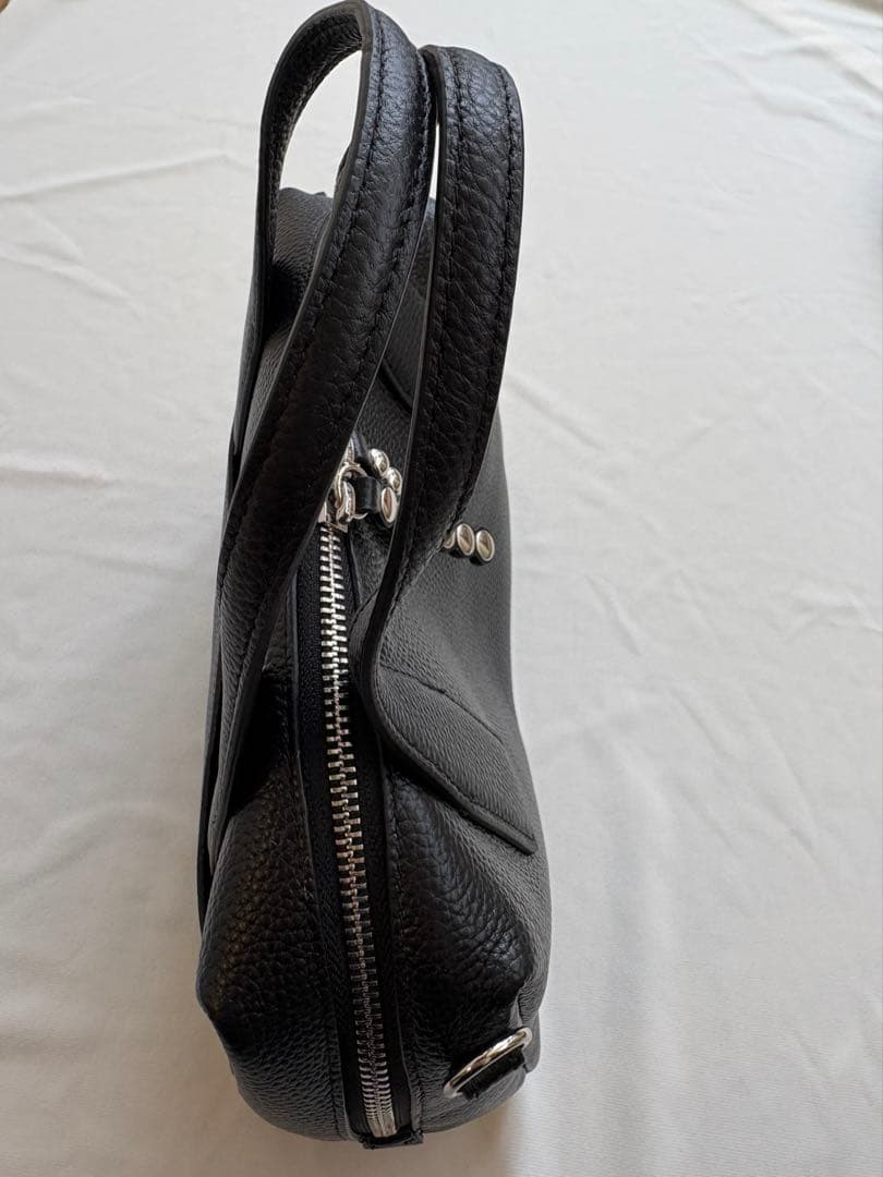 【ear PAPILLONNER】スタッズボストンバッグ　ブラック