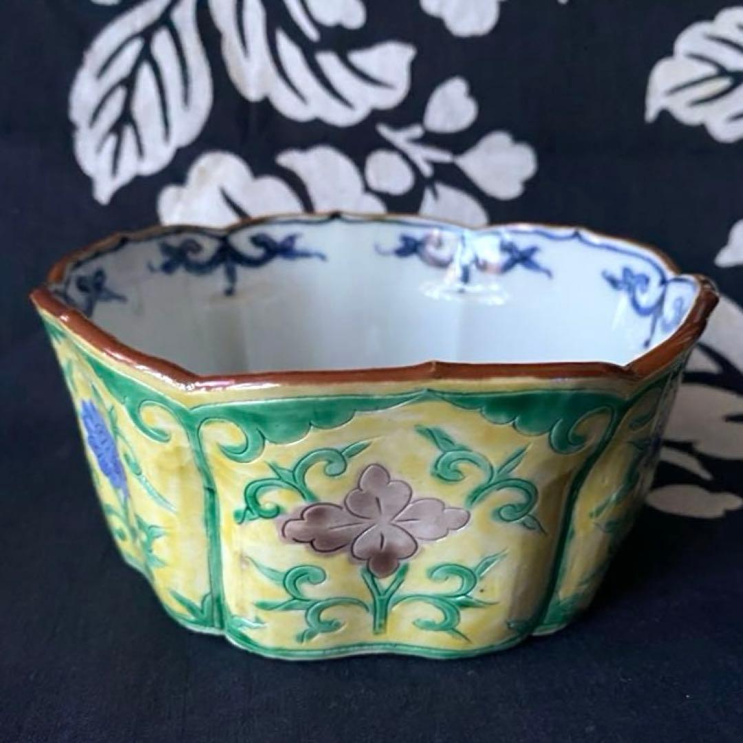 京焼　清水焼　加藤雲泉　黄南京　草花彫輪花六角向付　花唐草　六角鉢　三客組