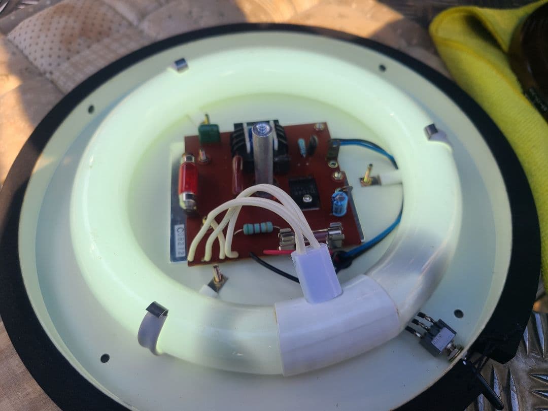 カルフォルニア　バーニング　シャンデリア