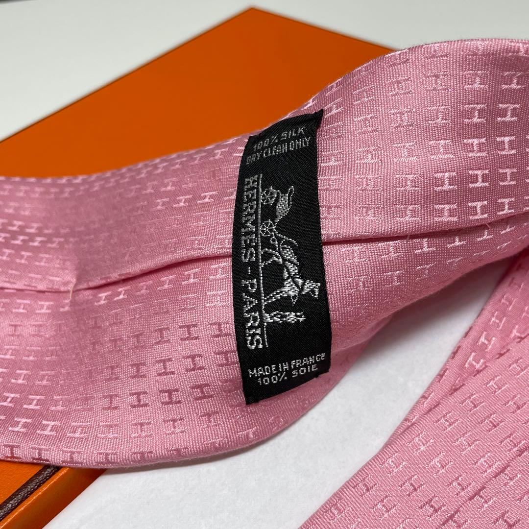 ☆*☆様 未使用品　HERMES ネクタイ　H柄　シルク
