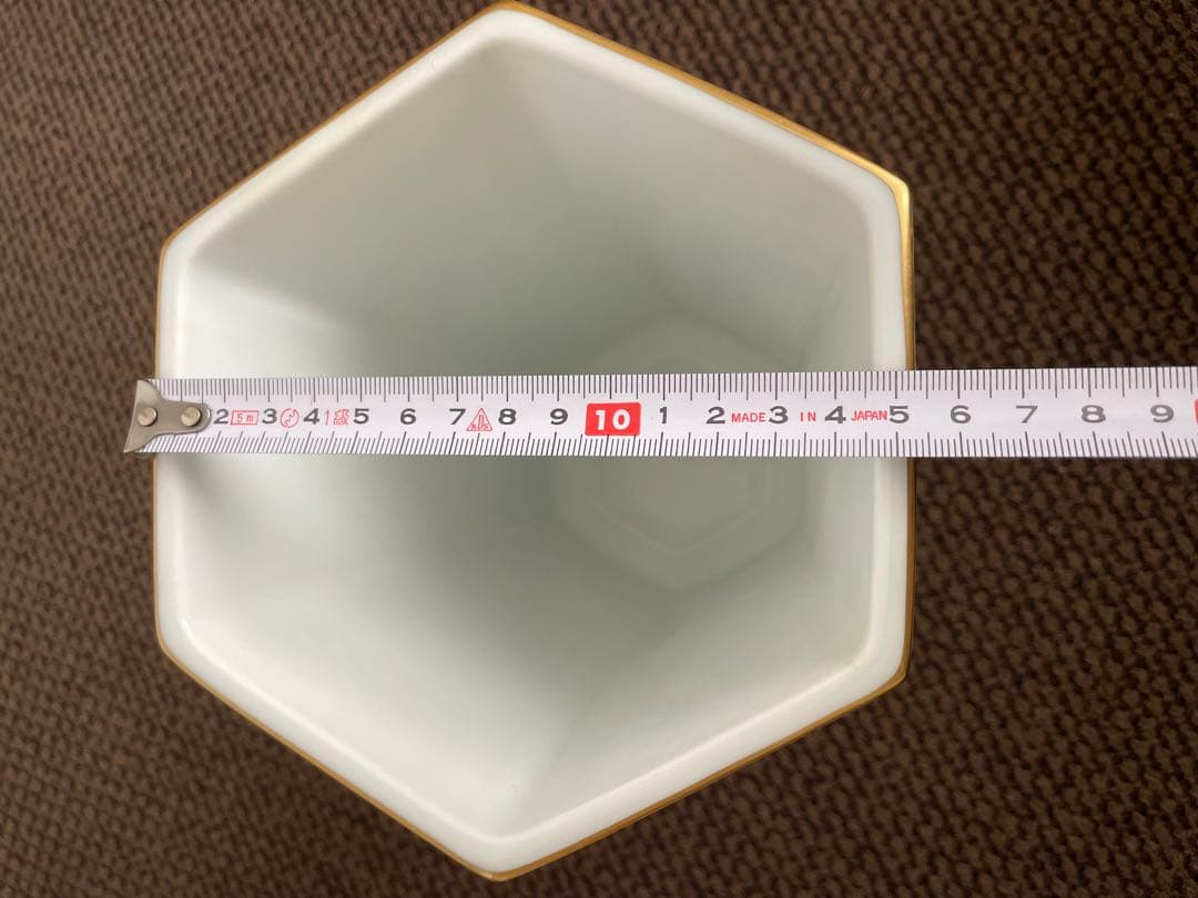 香蘭社　六角花瓶　金彩