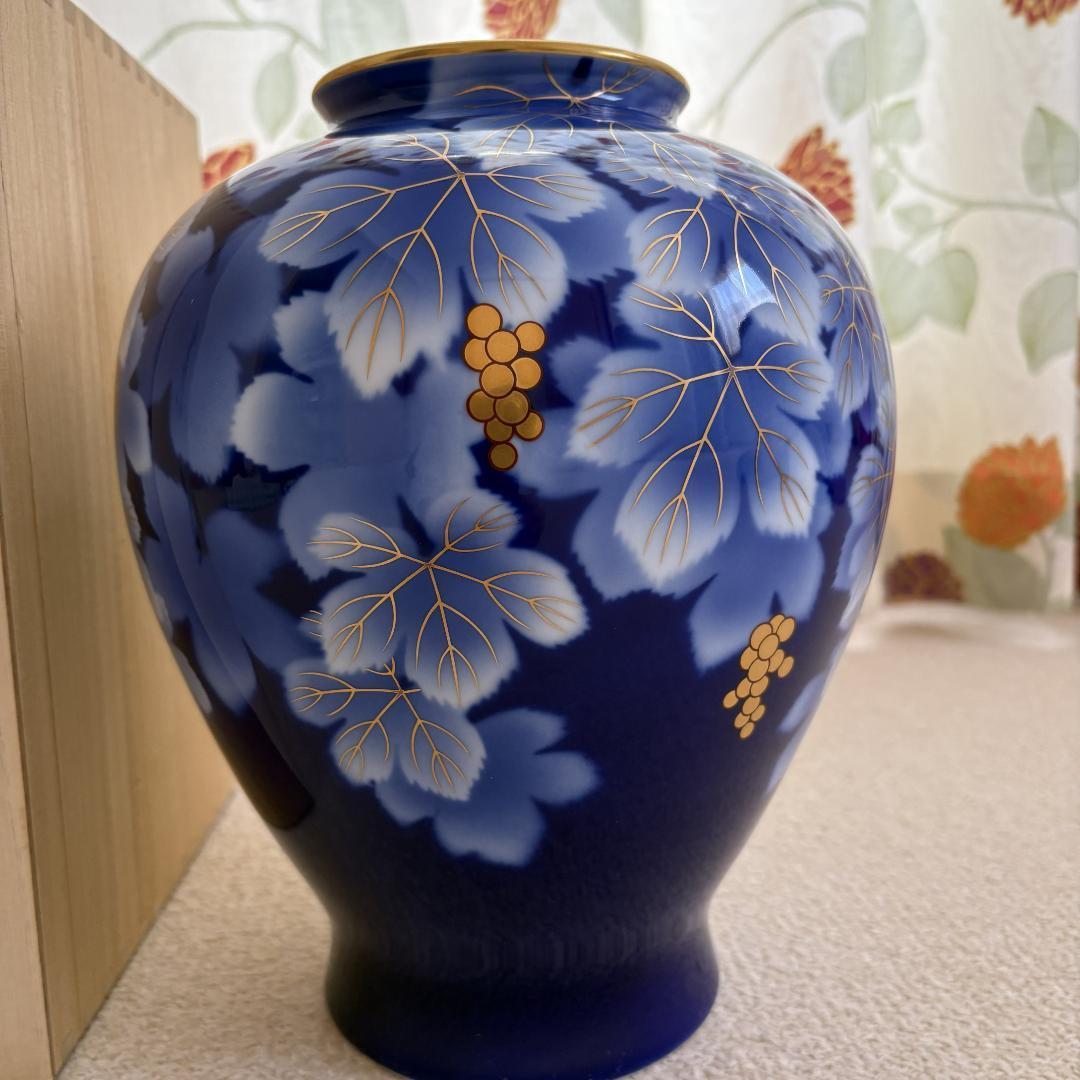 深川製磁 花瓶 瑠璃葡萄 花器 木箱付き 呉須ブドー F型9号花生