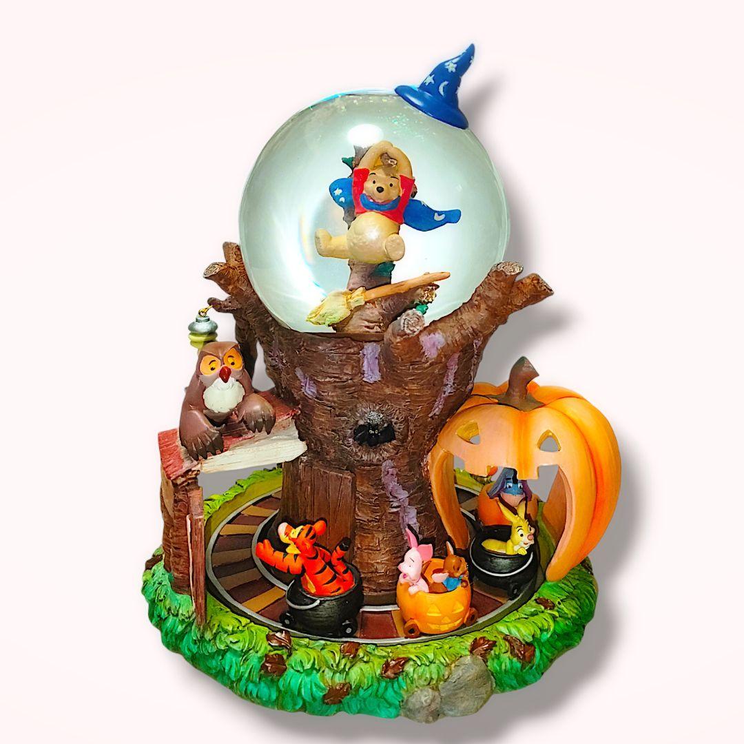 プーさん＊スノードーム オルゴール フィギュア スノーグローブ ハロウィン