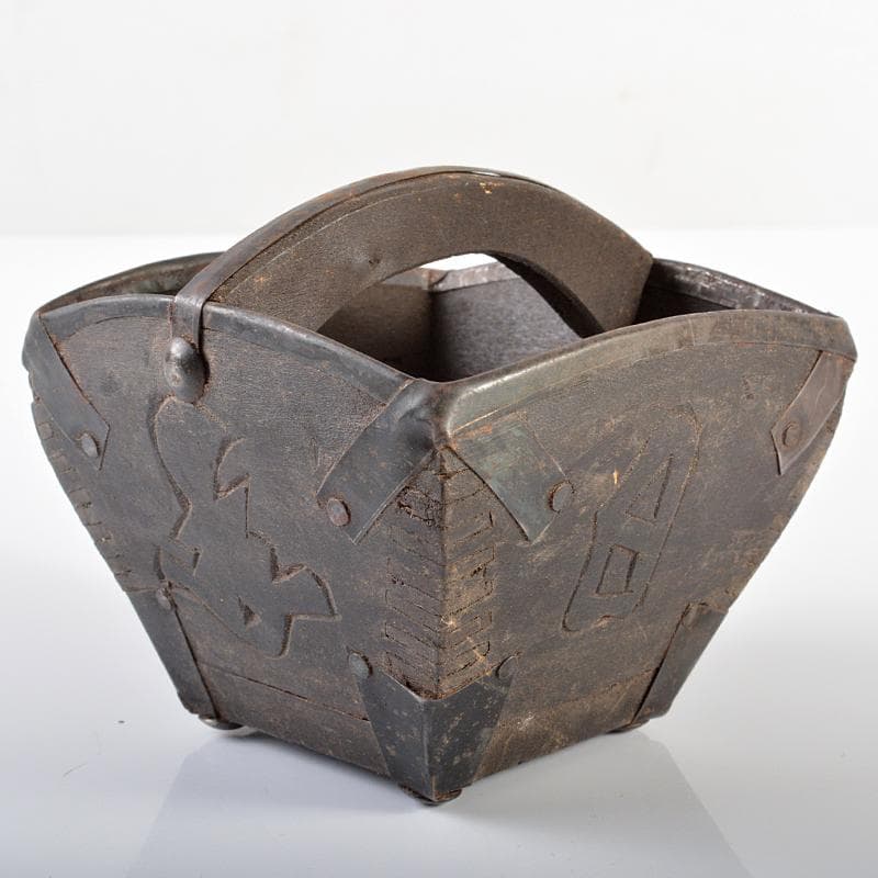 李朝　古民具　唐木製　漢詩刻　鉄金具　持ち手付　小物入　M　R6232