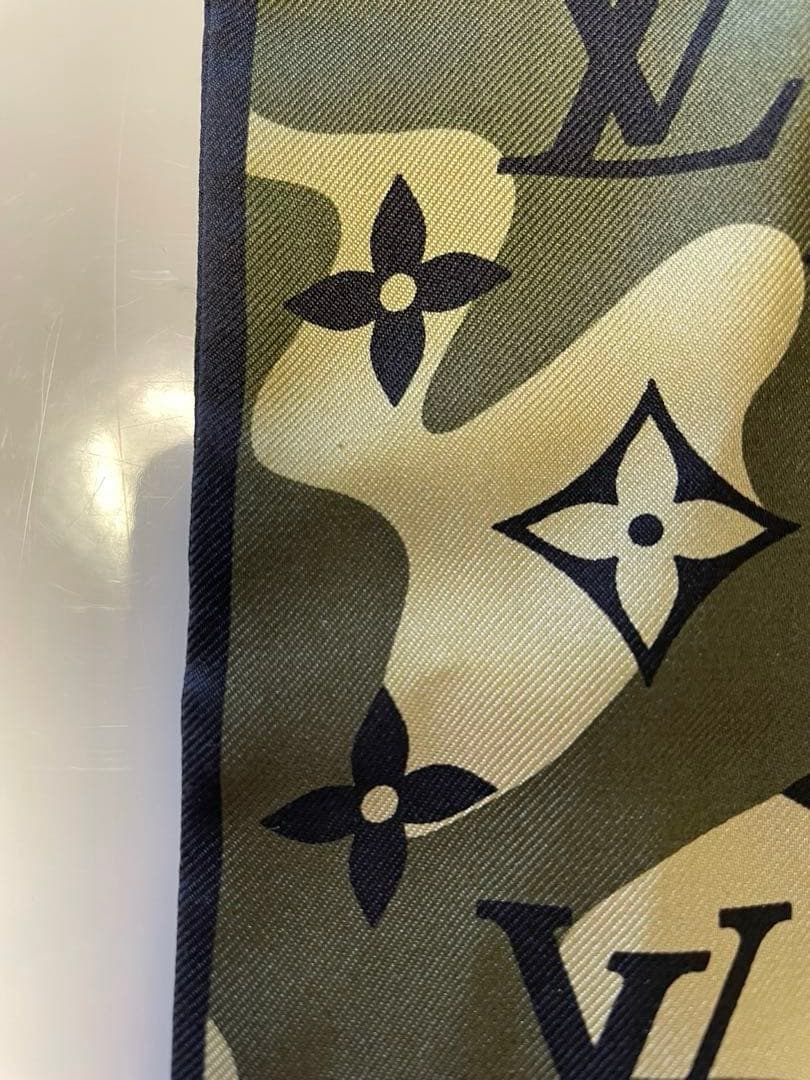 ルイヴィトン　カモフラージュ　スカーフ　村上隆