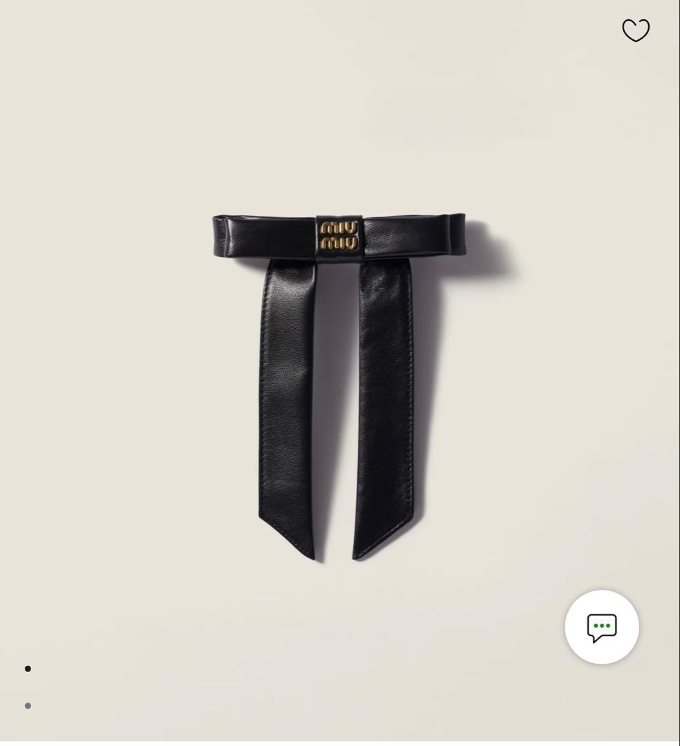 Miu Miu ブラック レザー ヘアピン