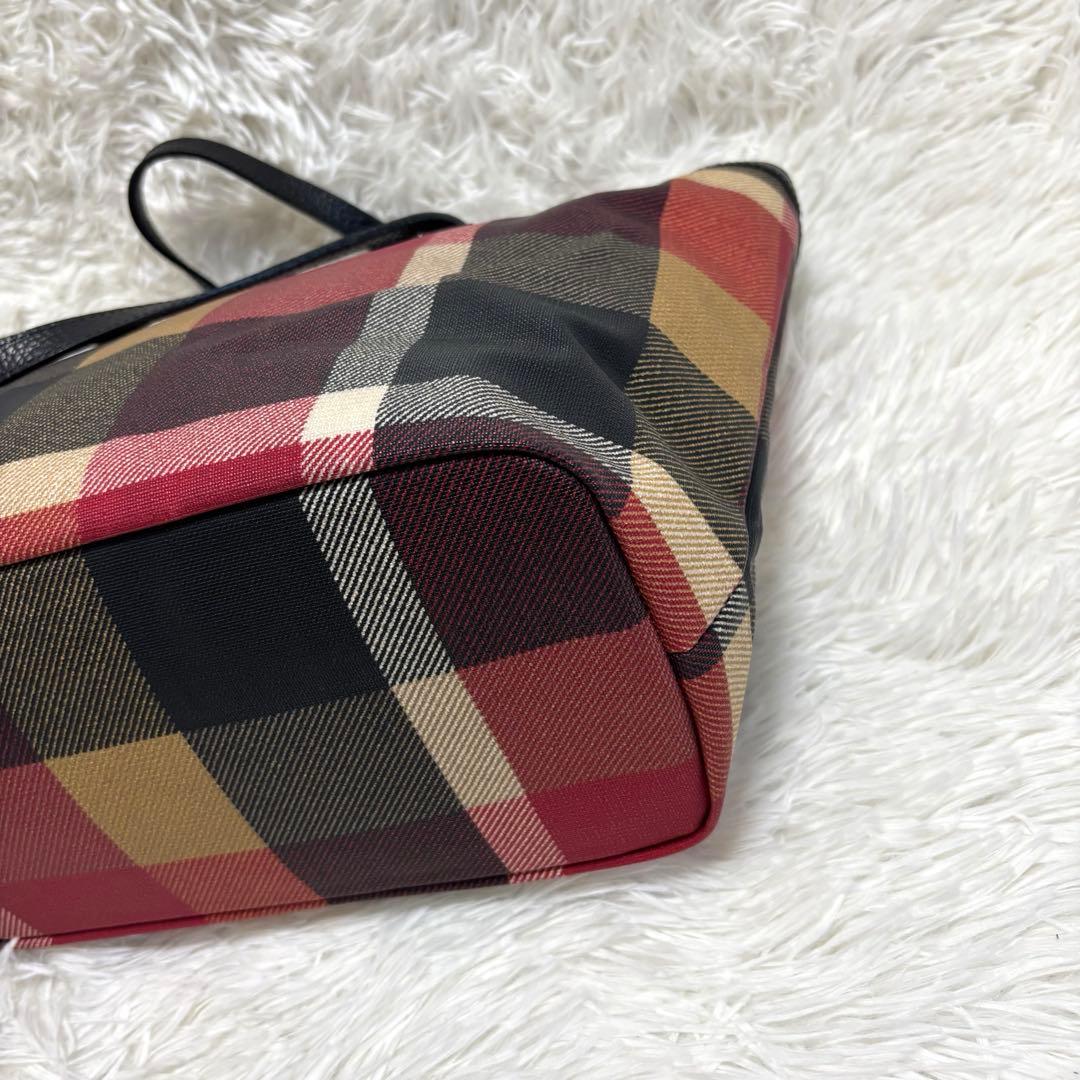 極美品★ブルーレーベルクレストブリッジ　トートバッグ　チェック　A4 赤　PVC