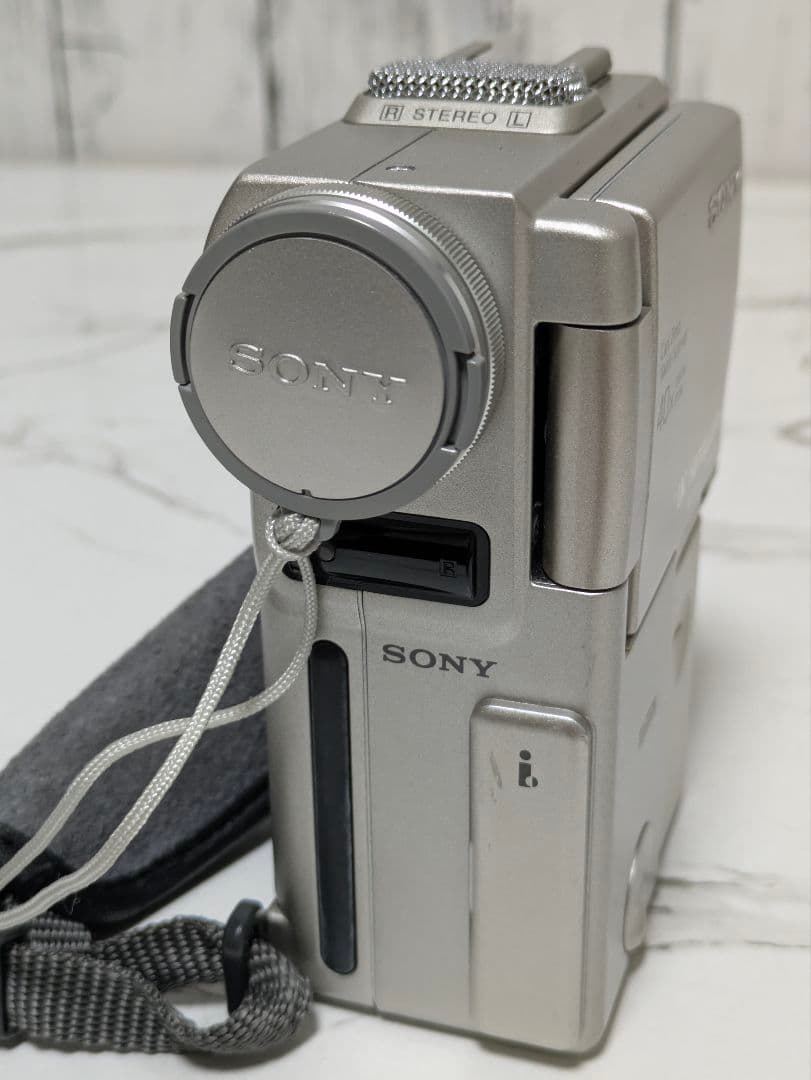 SONY　DCR-PC1　MiniDV対応　ACアダプター付き