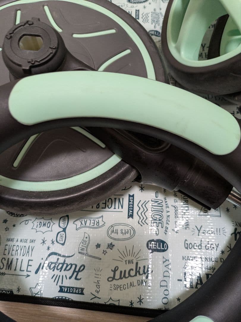 グロッバー　エクストローラートライク4in1 ダッドウェイ限定カラー　　三輪車