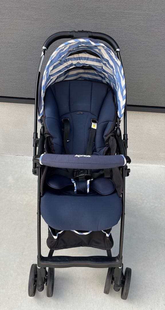 アップリカ　ラクーナ　ベビーカー　AB型ベビーカー コンビ　サイベックス　ヌナ