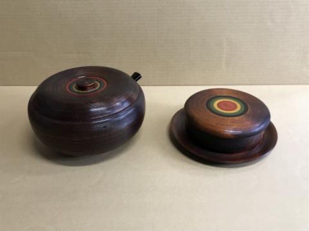 通常価格60,000円　木製(栃) 本漆塗　千筋独楽塗り5人用飯びつ＆菓子器
