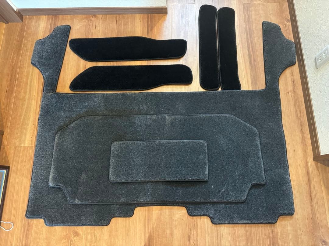 30アルファード SR-C YMT ASTERISM ラグ＆ステップマットセット