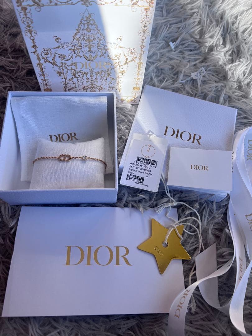 【新品・未使用】箱ありDior Petit CD Braceletゴールド