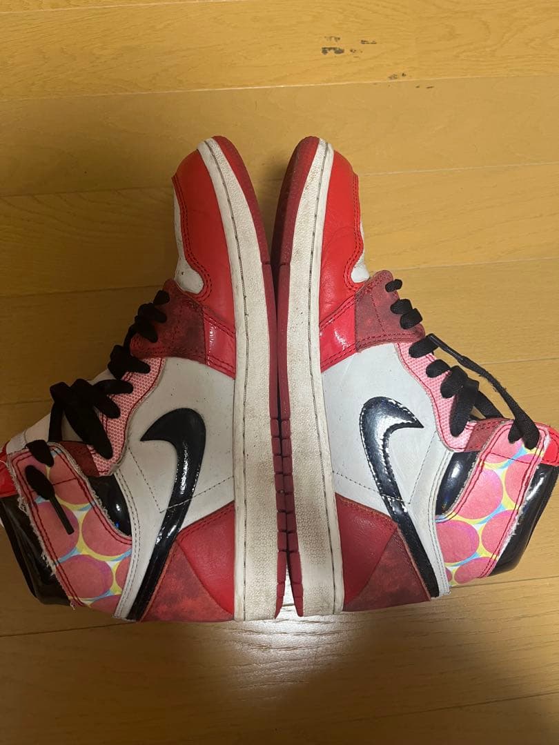 Nike アクロススパイダーマン