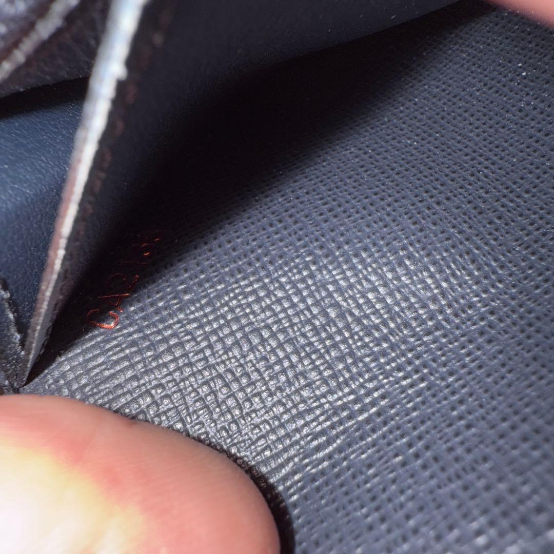 ルイヴィトン アップサイドダウン 2つ折り長財布