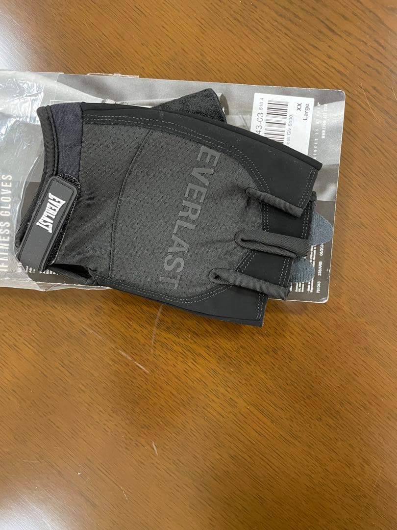 グローブ　筋トレ用手袋　Everlast 新品 L サイズ