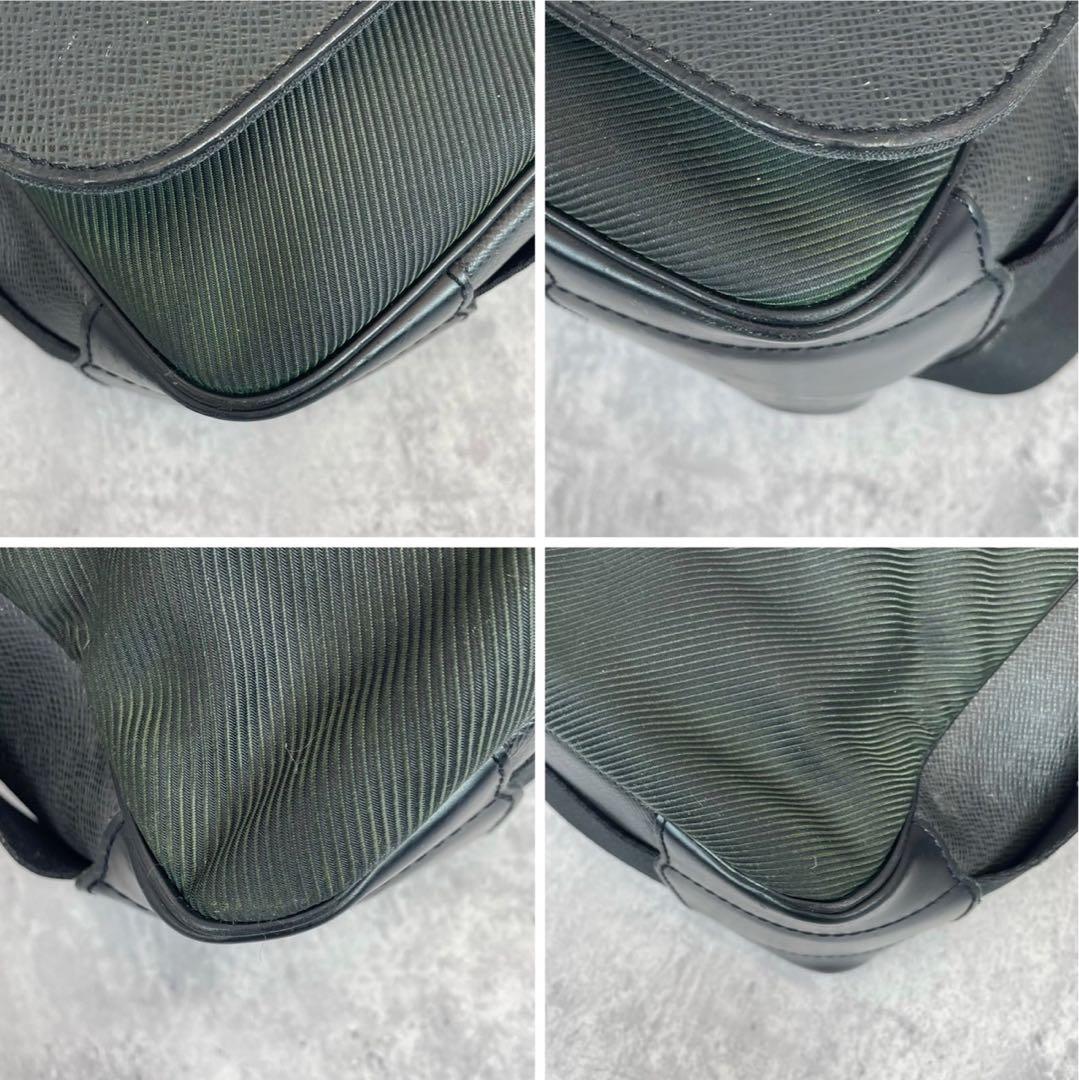 【良品✨】 ルイヴィトン ヴィクトール メッセンジャーバッグ ショルダー 緑