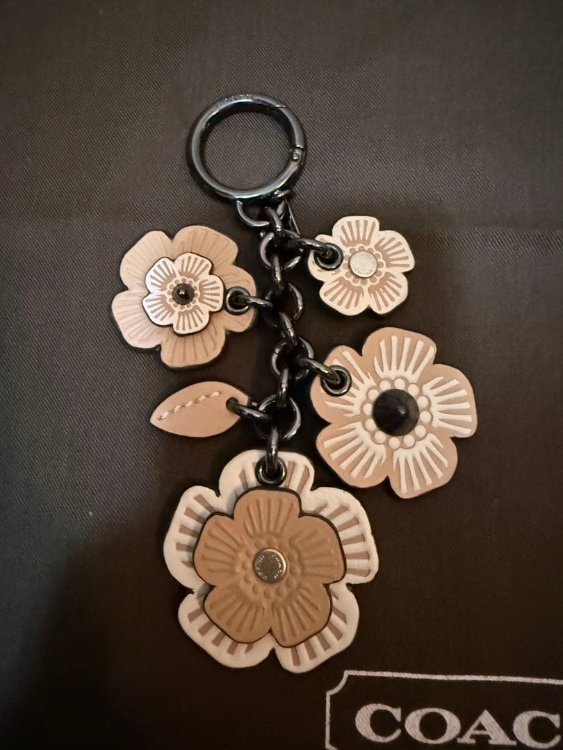 COACH コーチ ティーローズ バッグチャーム