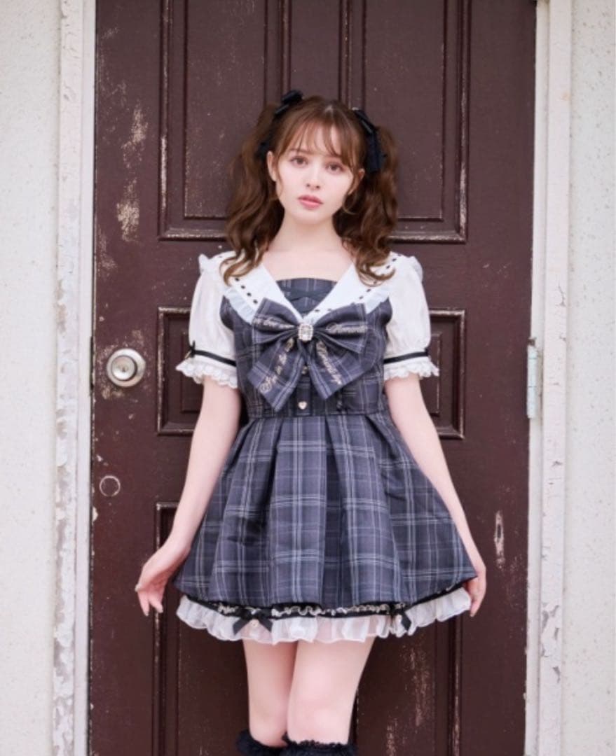 LIZLISA リズリサチェックセーラーセットアップ 今週までの値段です