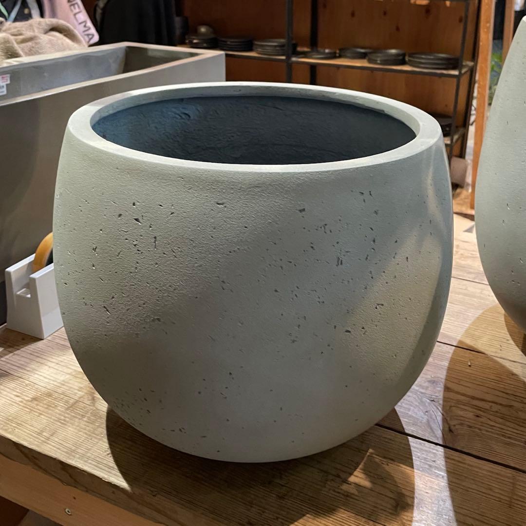 おしゃれ 鉢カバー/丸型プランター/上部外径約36.5㎝/セメント風/モルタル風