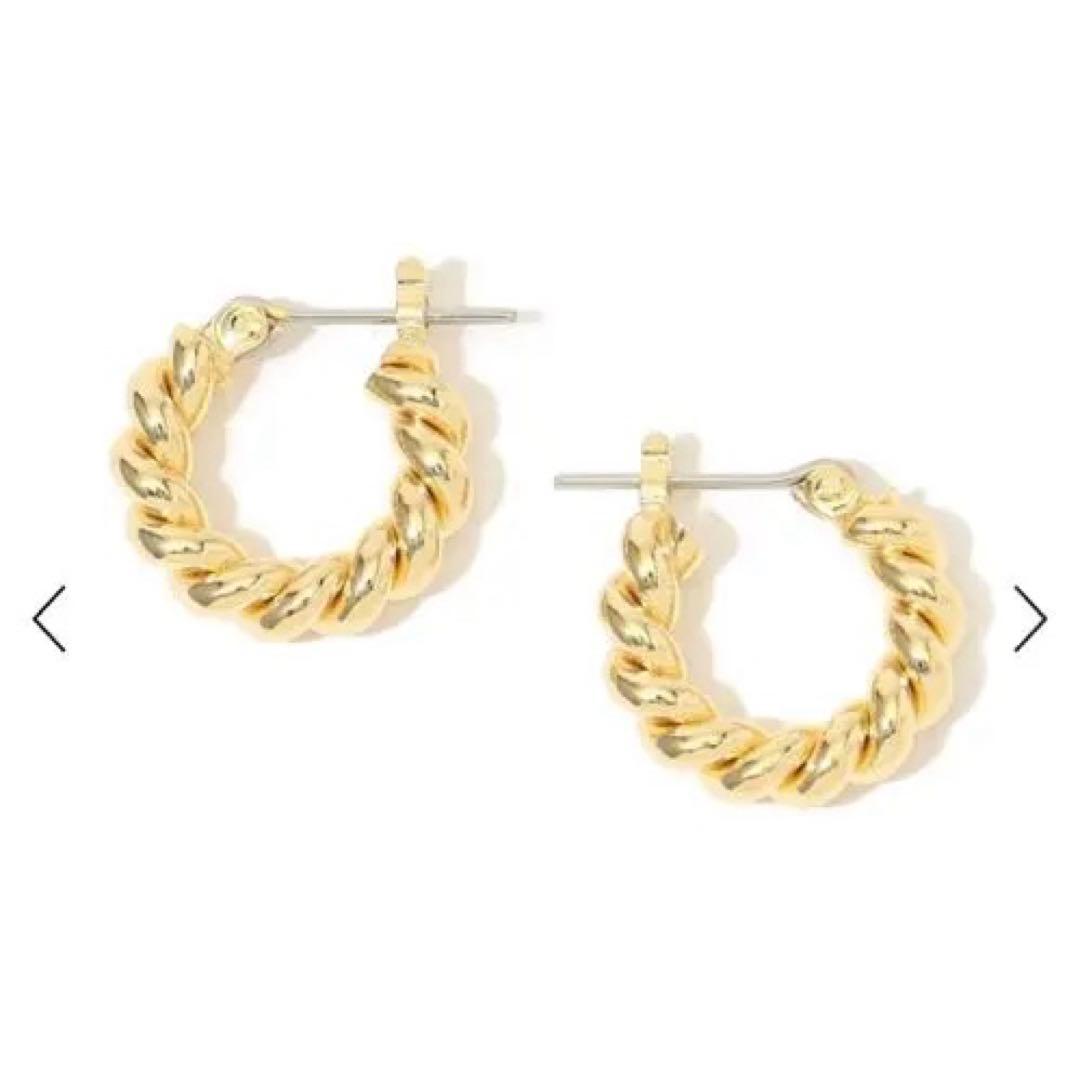 キャロットケーキさま専用　MINI TWIST HOOPS ピアス