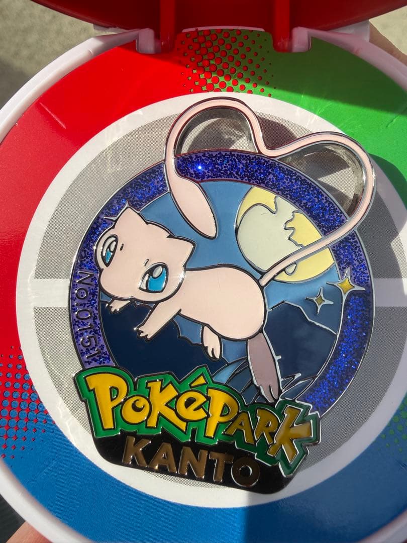 【即購入可】ミュウ　／ポケパークカントー 限定 151匹 ピンズ