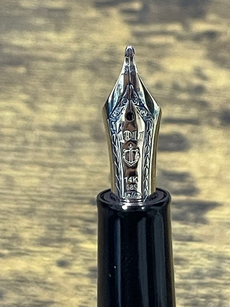 長刀研ぎ　NAG　旧型ニブ　セーラー　万年筆　ゴールド×ブラック　SAILOR