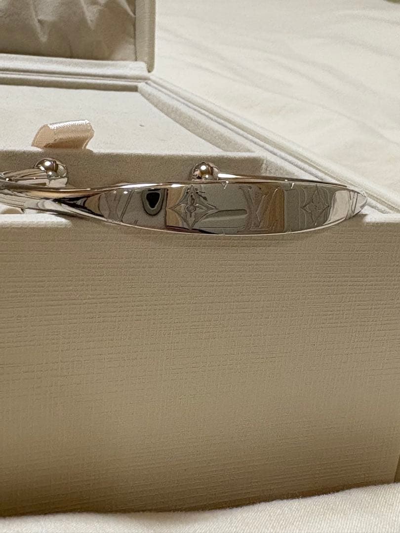 ルイヴィトン　LouisVuitton ジョンク　モノグラム　バングル　L